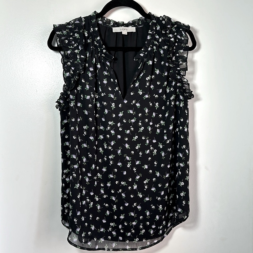 LOFT Floral Ruffle Split Neck Shell (Size M) Black